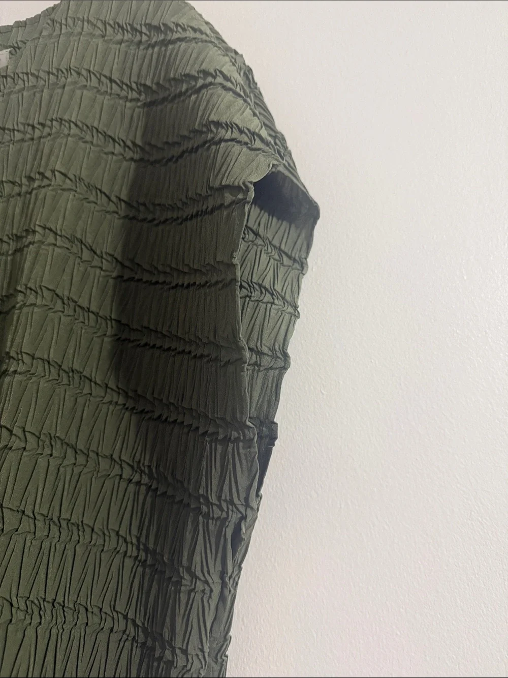 Tahari Olive Green Textured Smocked Blouse - Picture 4 of 5